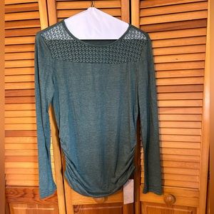Shein green lightweight top